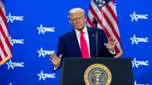 Telegraph: ужин на приеме Трампа для инвесторов оказался хуже, чем еда в самолетах